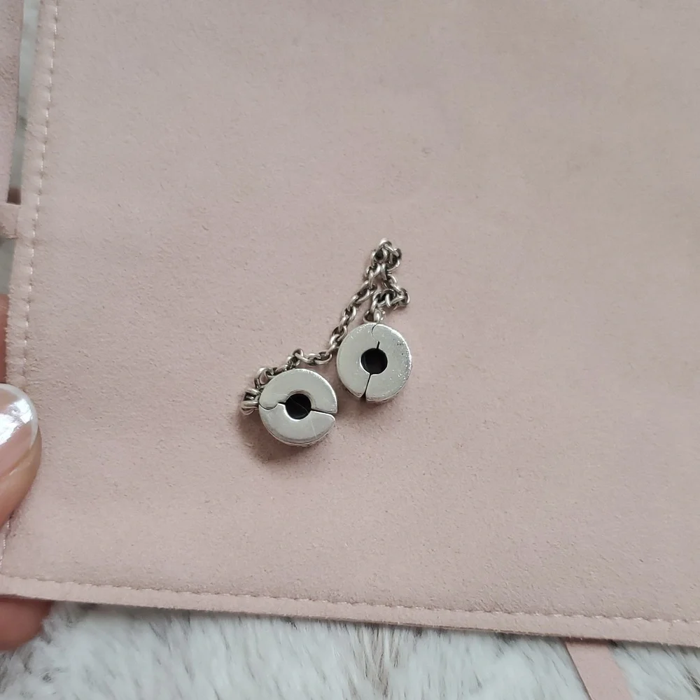 Pandora Logo Silver Safety Chain Charm - Picture 5 of 5